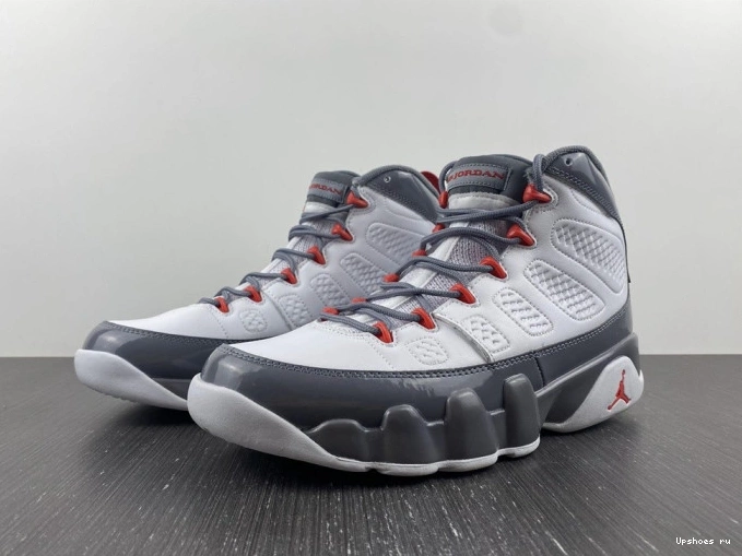 Fire CT8019-162 Red Jordan Retro 9 0803